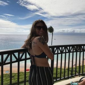 Meet your Posher, Mackenzie